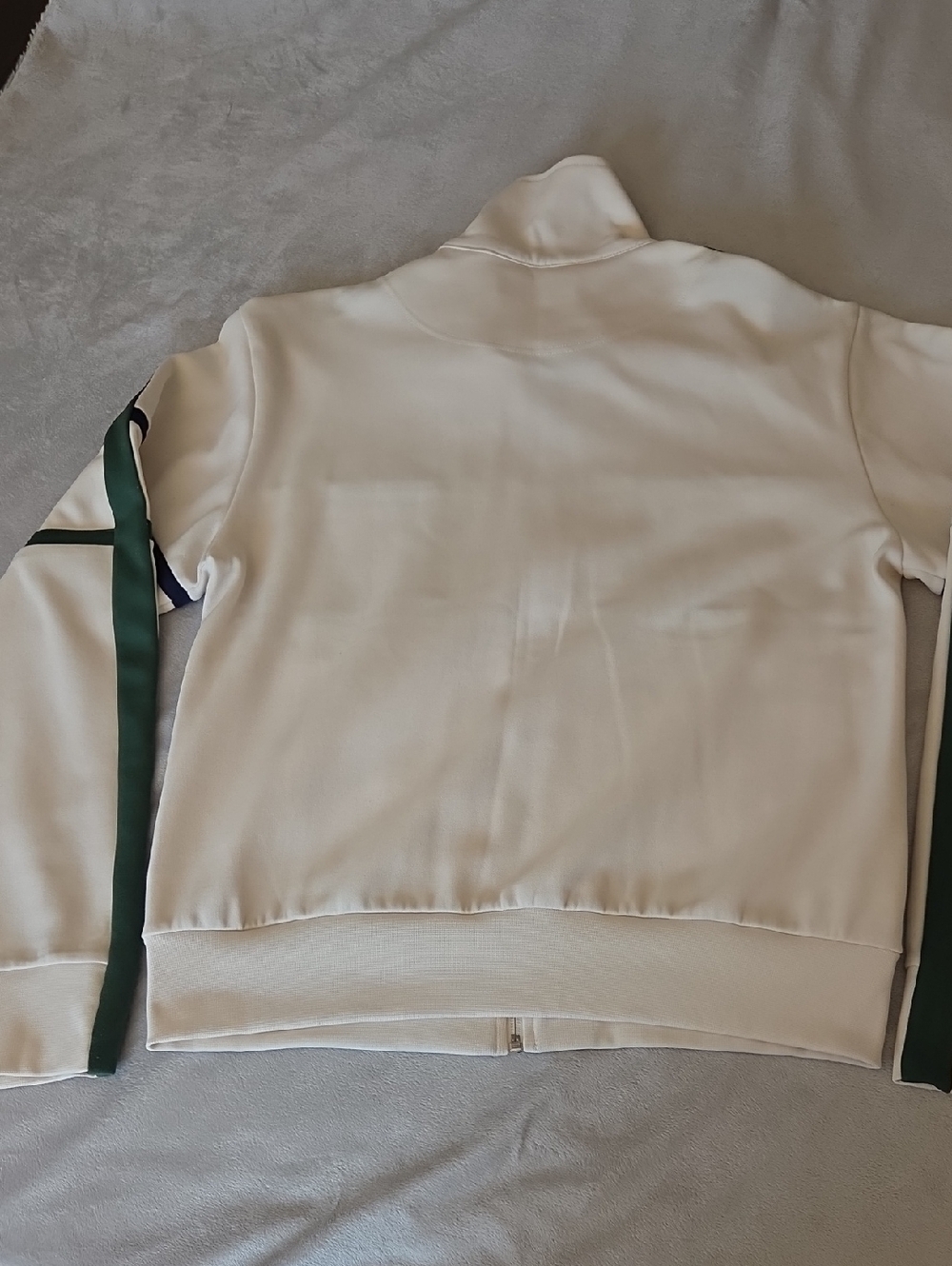 Excellent Men's Fila Tracksuit Top. Cream, Green & Blue. Size M - Picture 6 of 6